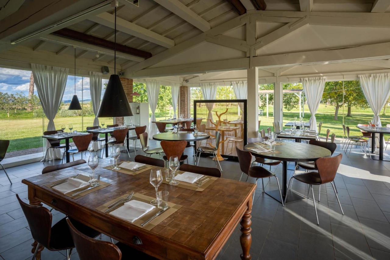 Le Versegge Resort Braccagni Extérieur photo