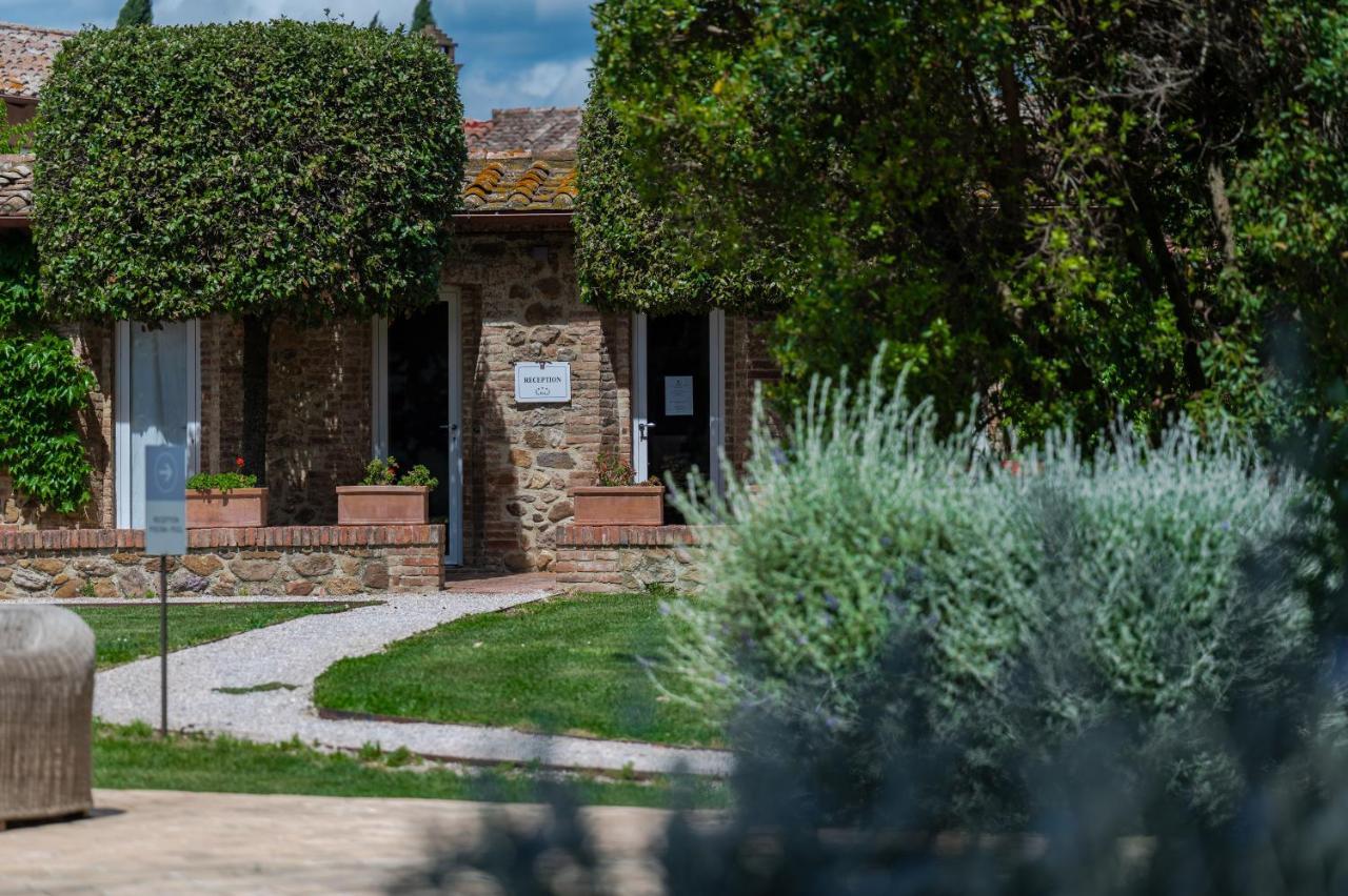 Le Versegge Resort Braccagni Extérieur photo